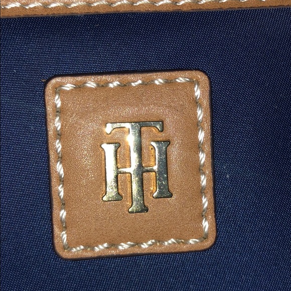Tommy Hilfiger wallet⚪️🔴 - Picture 4 of 4